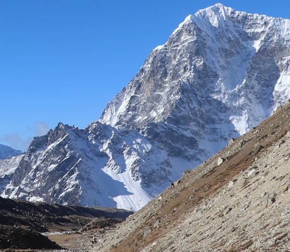 everest mountain